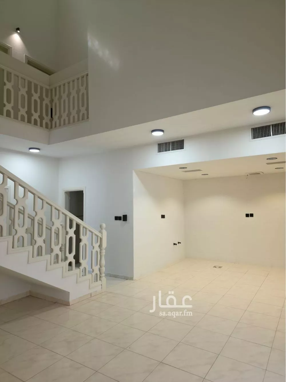 7 bedroom villa in Jarir 2