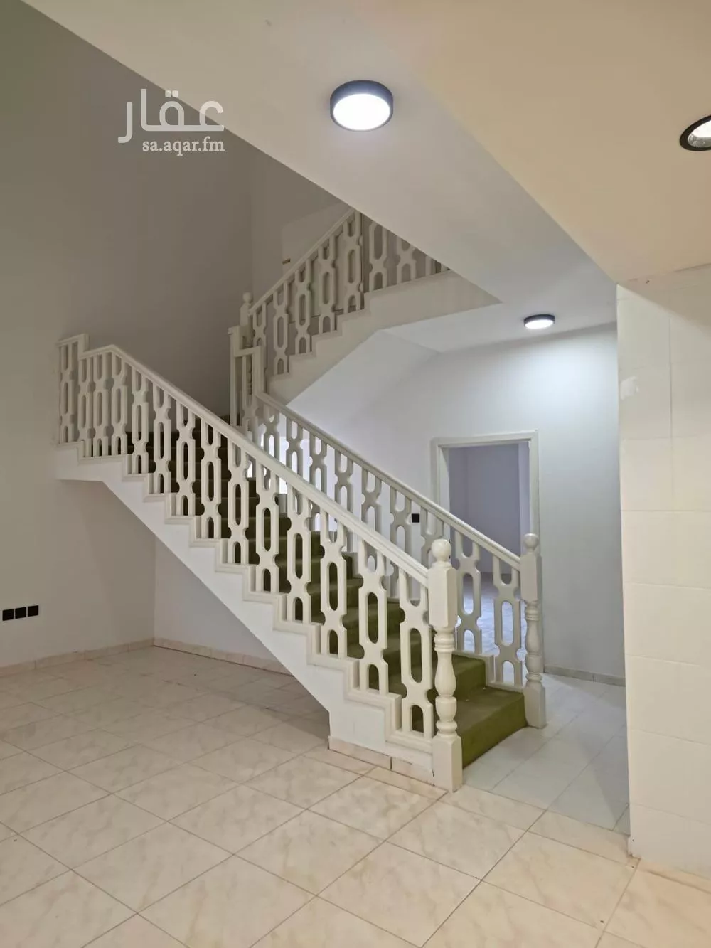 7 bedroom villa in Jarir 9