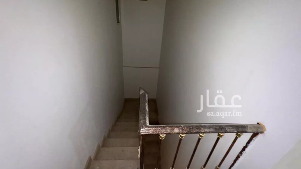 فيلا 9 غرف في العريجاء الغربية 8