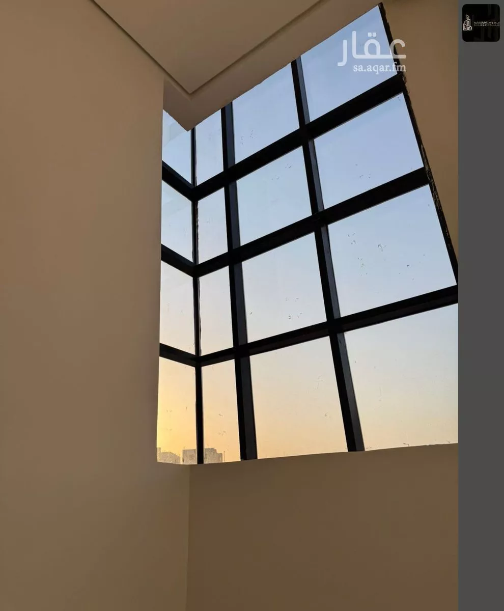 فيلا 4 غرف في الشرق 9