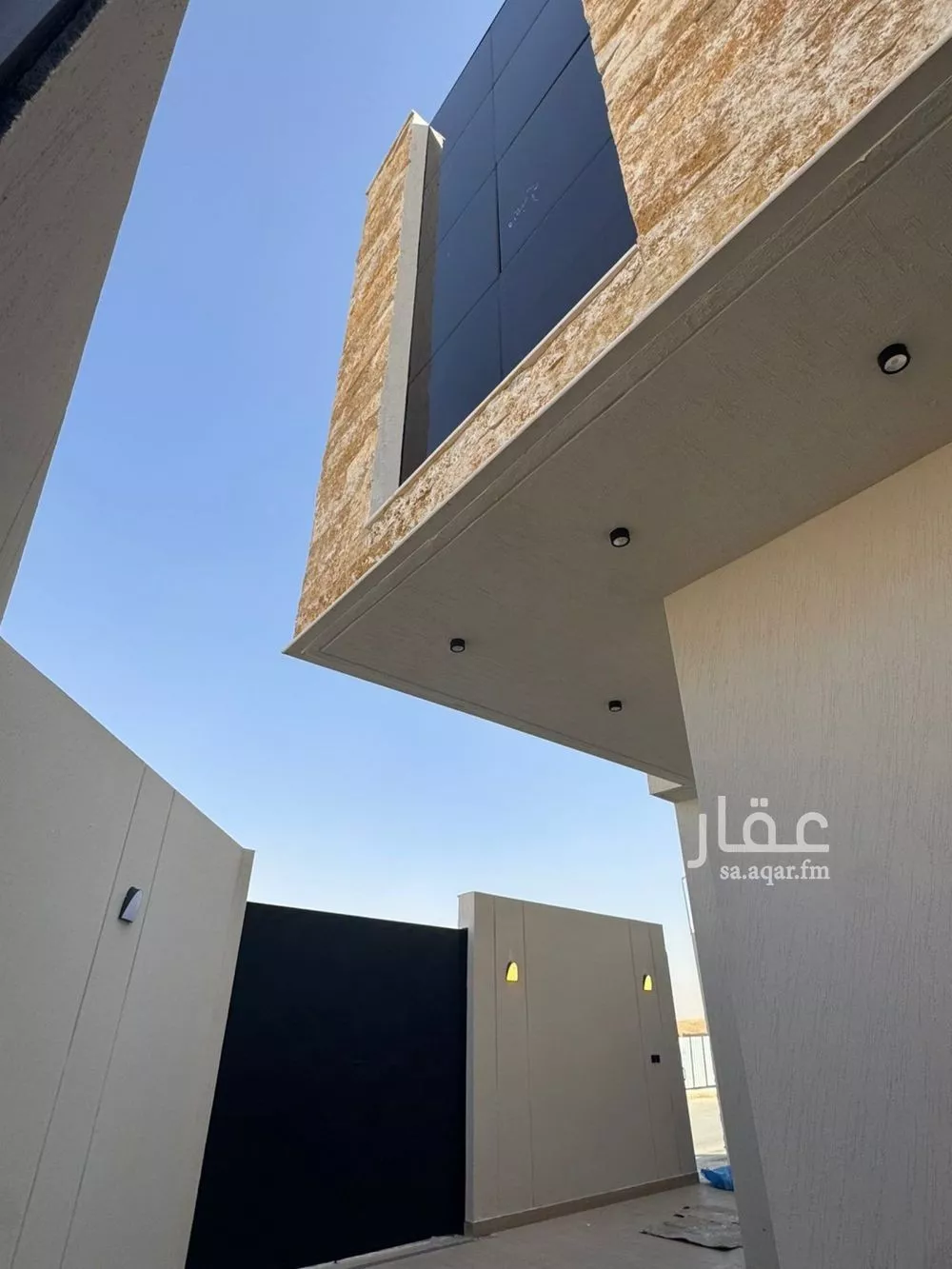 7 bedroom villa in Al Narjis 6