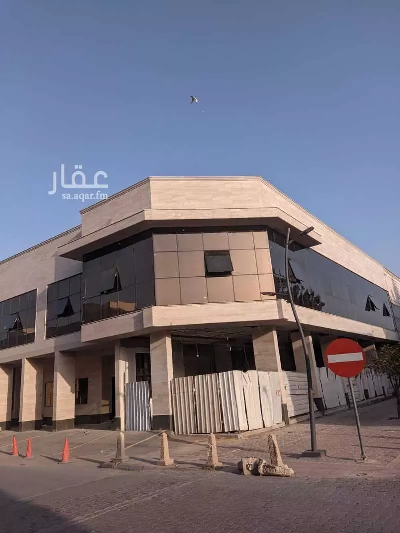 shop in Al Malaz, Riyadh 4