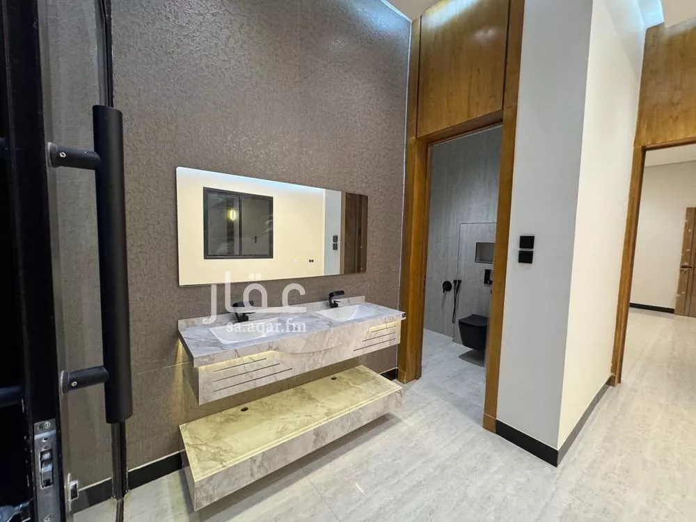 5 bedroom villa in Al Rimal 11