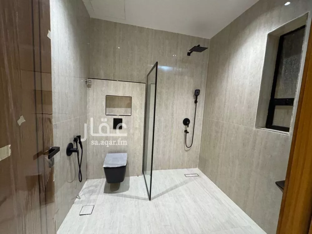 5 bedroom villa in Al Rimal 15