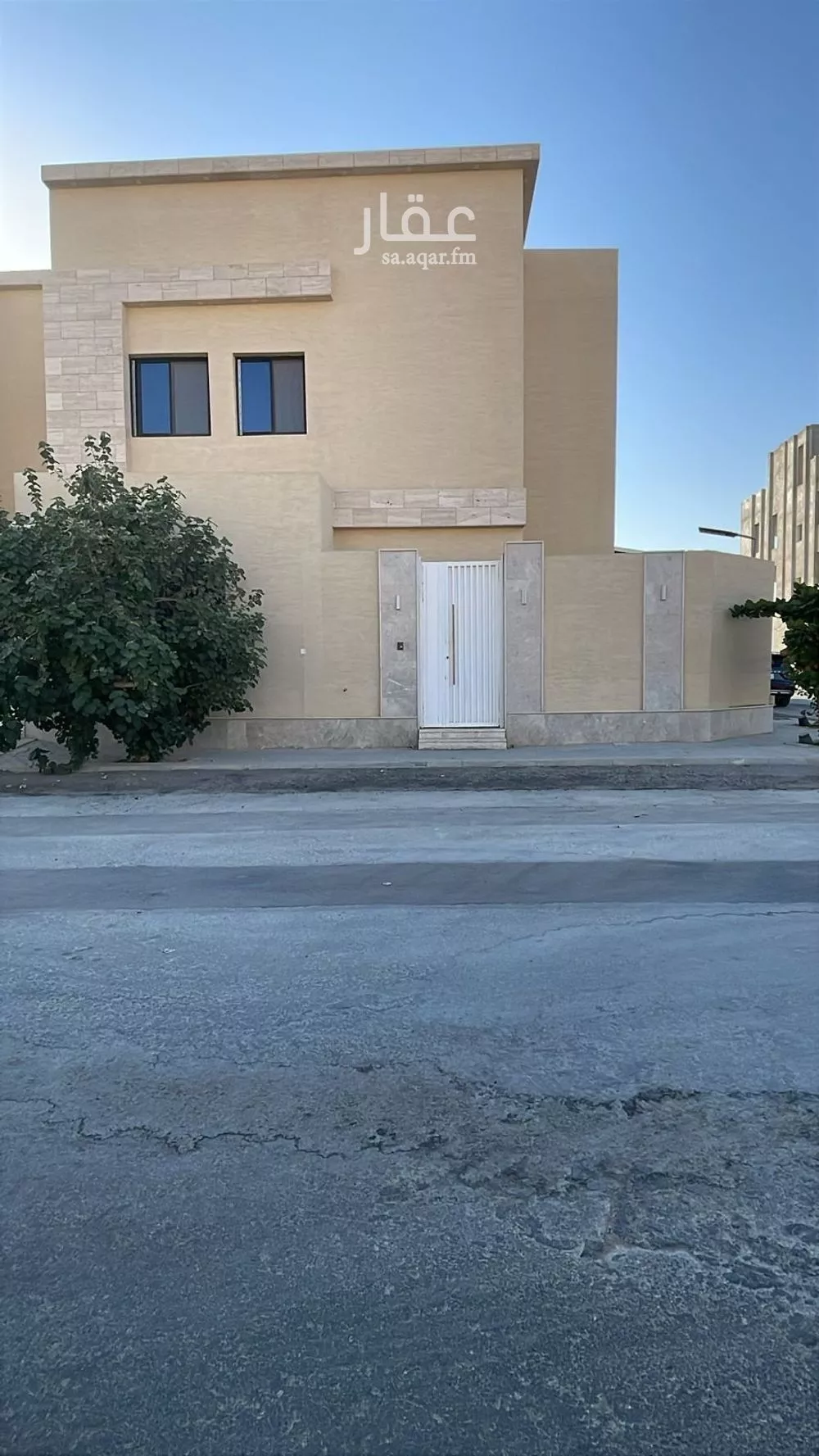 4 bedroom villa in Al Mahdiyyah 2