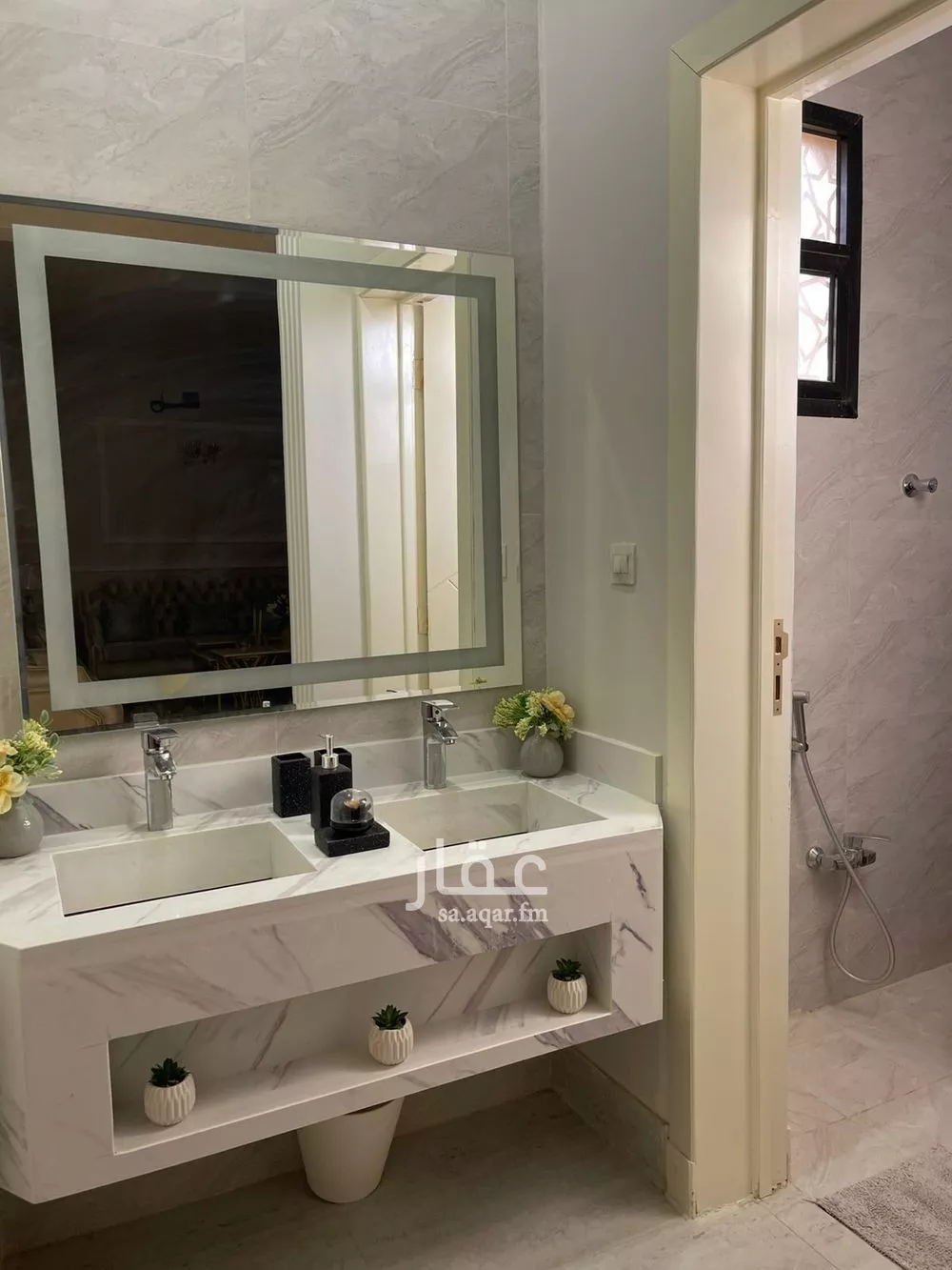 4 bedroom villa in Al Mahdiyyah 9