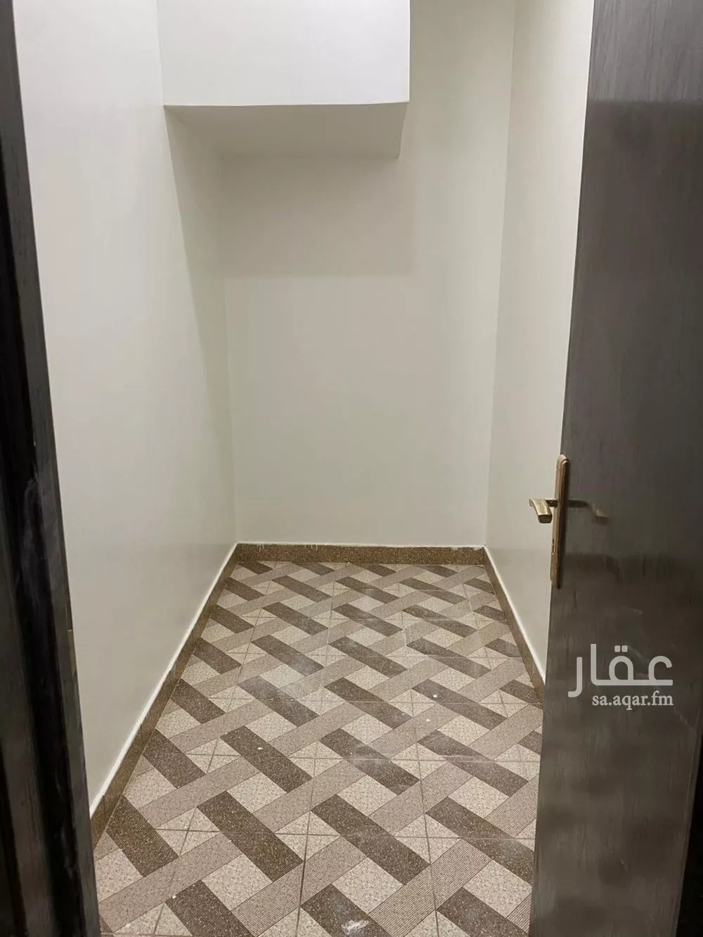 8 bedroom villa in Dhahrat Namar 18