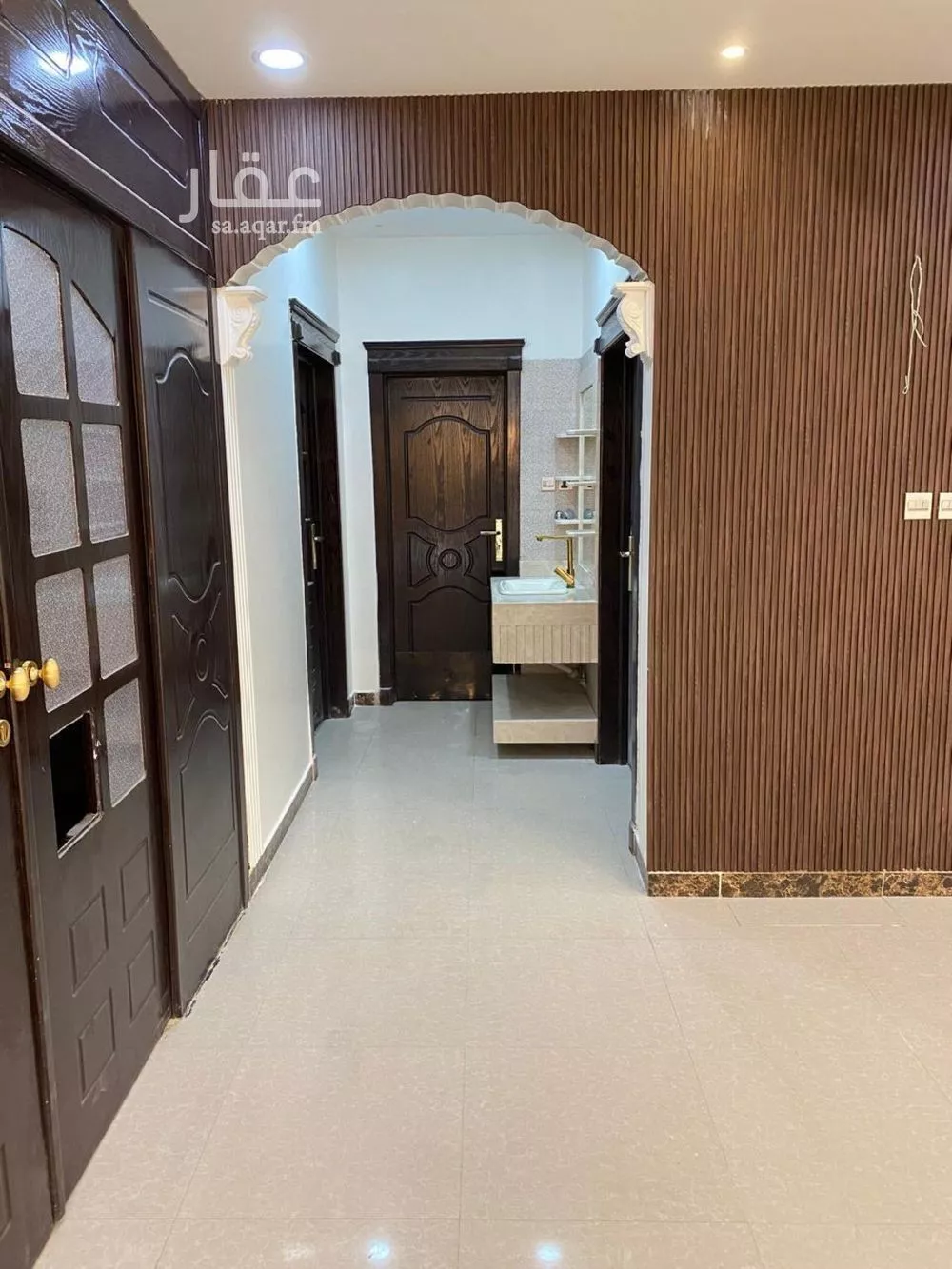 8 bedroom villa in Dhahrat Namar 4