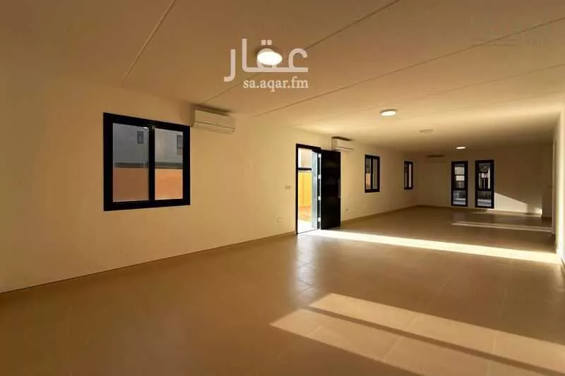 فيلا 4 غرف في سدرة 8