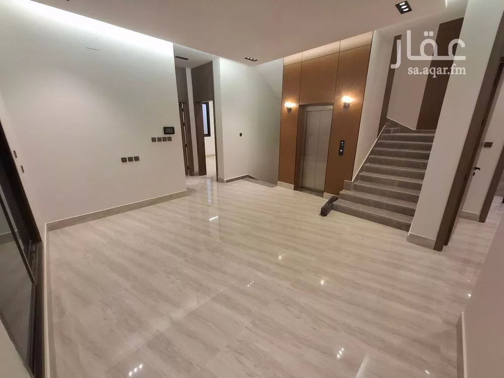 فيلا 5 غرف في الرمال 7