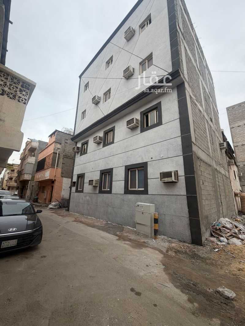 16 bedroom building in Al Badiyah, Eastern Province 3
