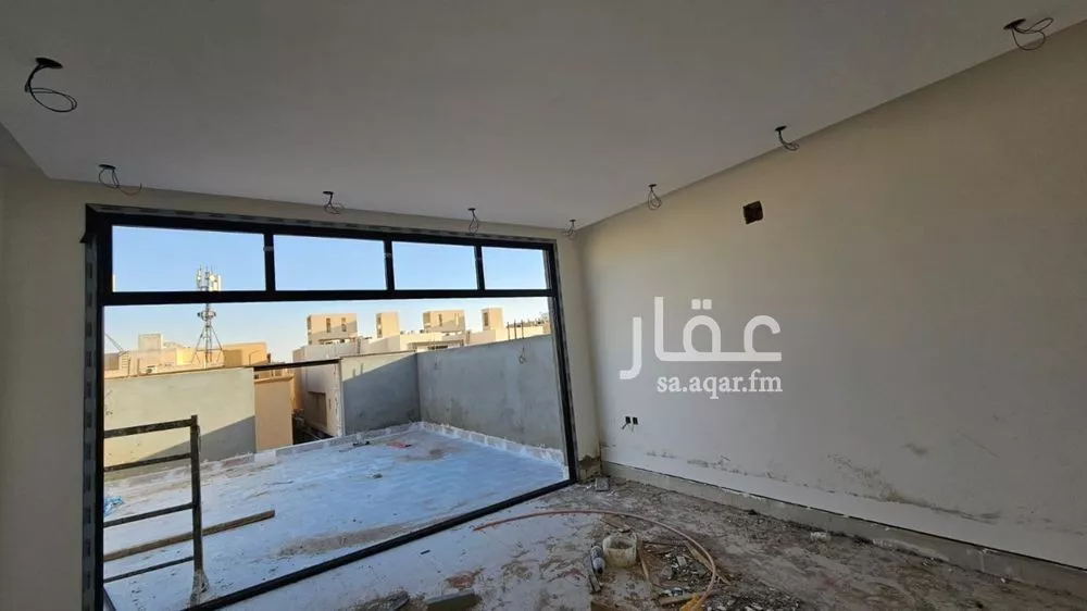 فيلا 5 غرف في الملك فيصل 6