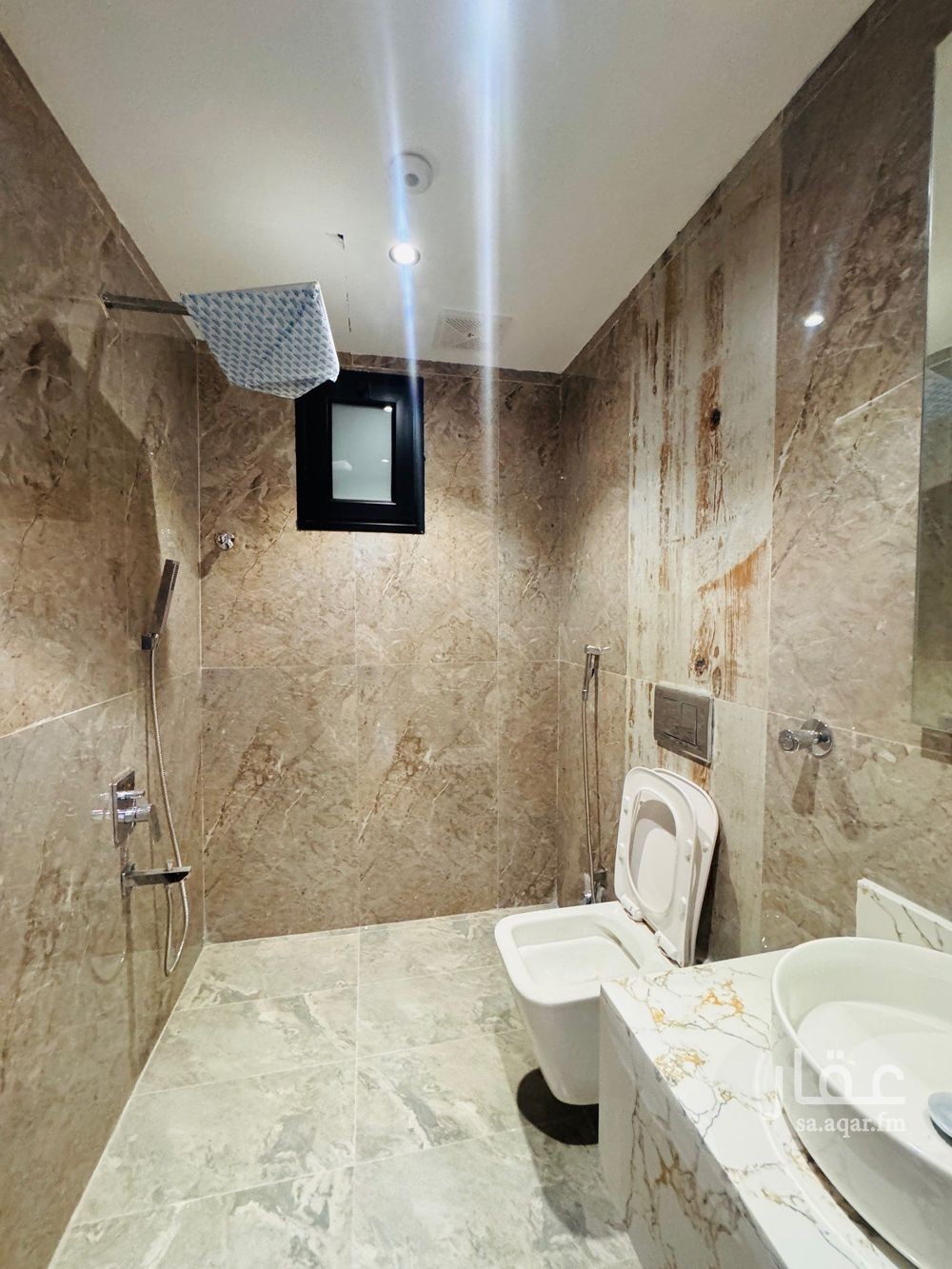 5 bedroom apartment in Ash Shulah, Eastern Province 9
