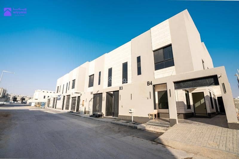 4 bedroom apartment in Al Safa, Riyadh 13