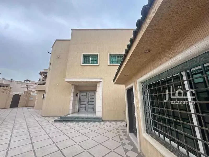 6 bedroom villa in Laban 2
