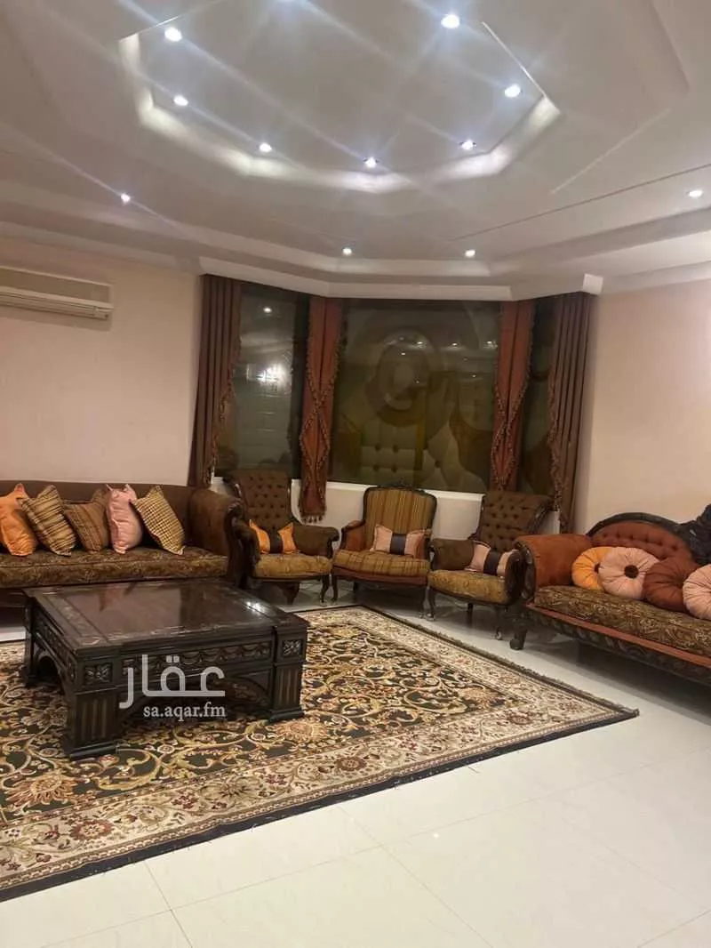 6 bedroom villa in Laban 5