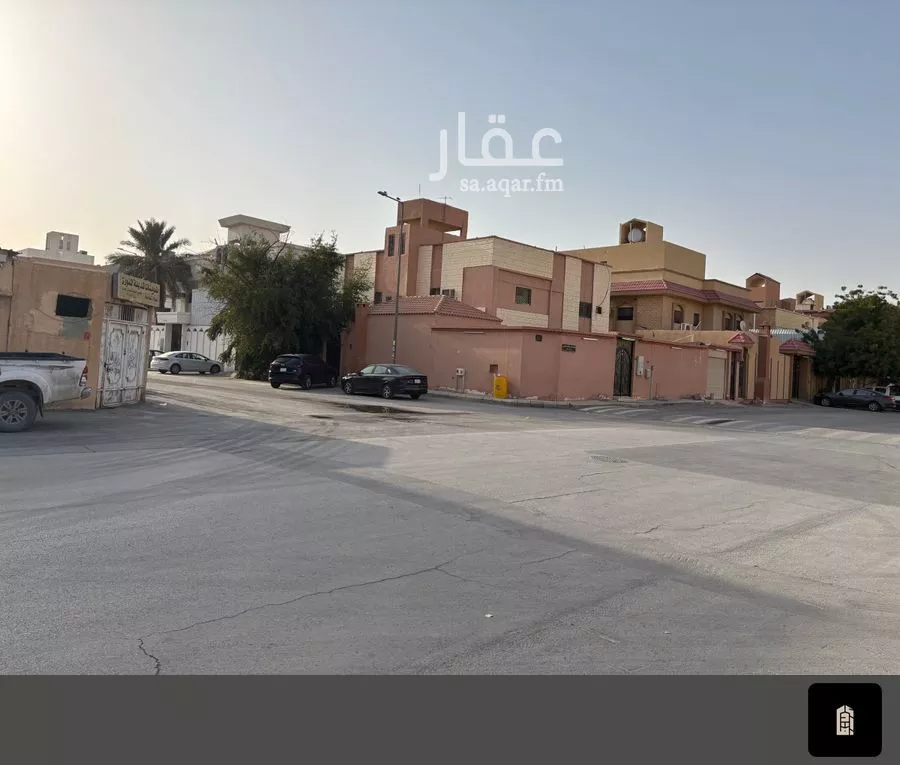 فيلا 12 غرف في السعادة 2