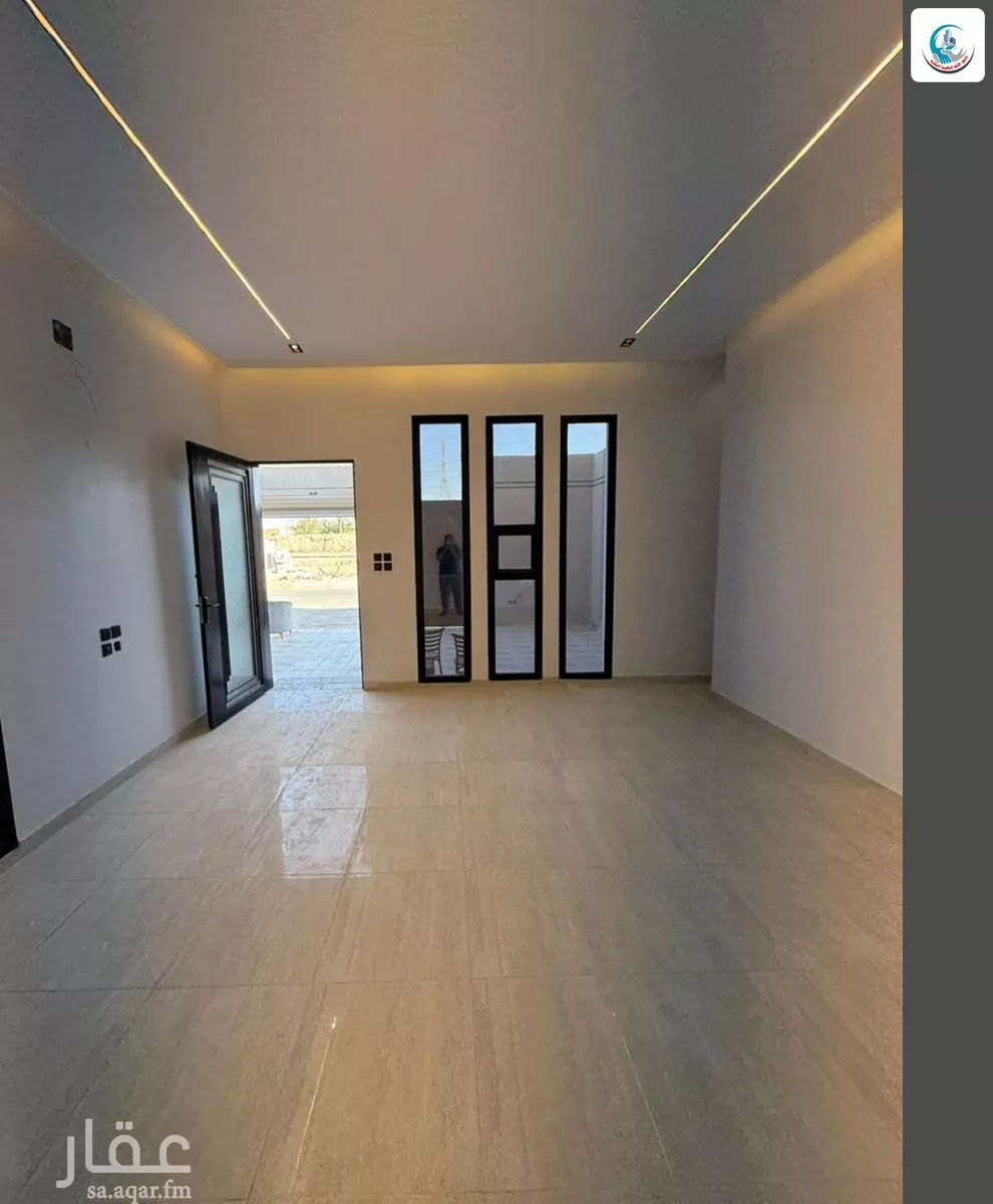 10 bedroom villa in Ash Sharq 19