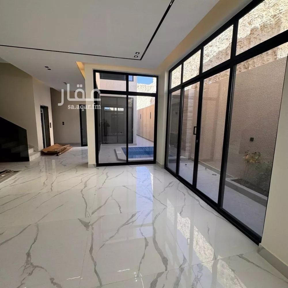 4 bedroom villa in Al Narjis 11