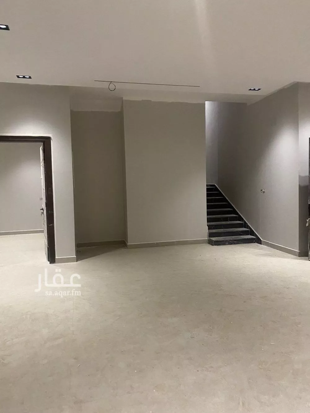 5 bedroom villa in Al Rimal 7
