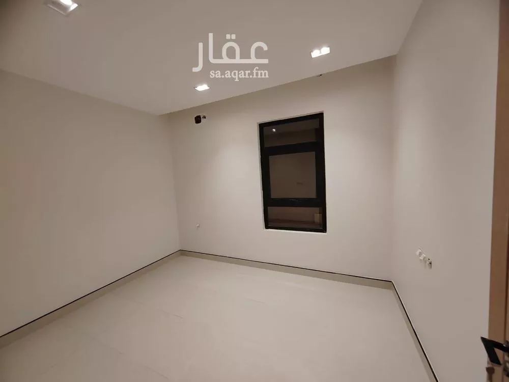 5 bedroom villa in Al Rimal 2