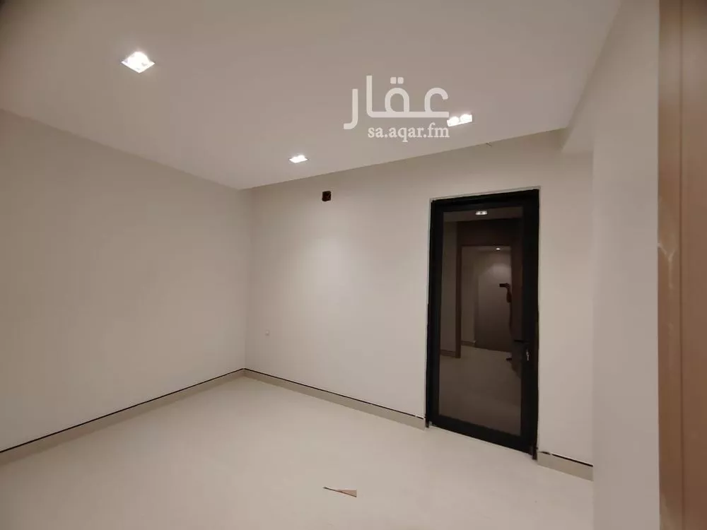5 bedroom villa in Al Rimal 4