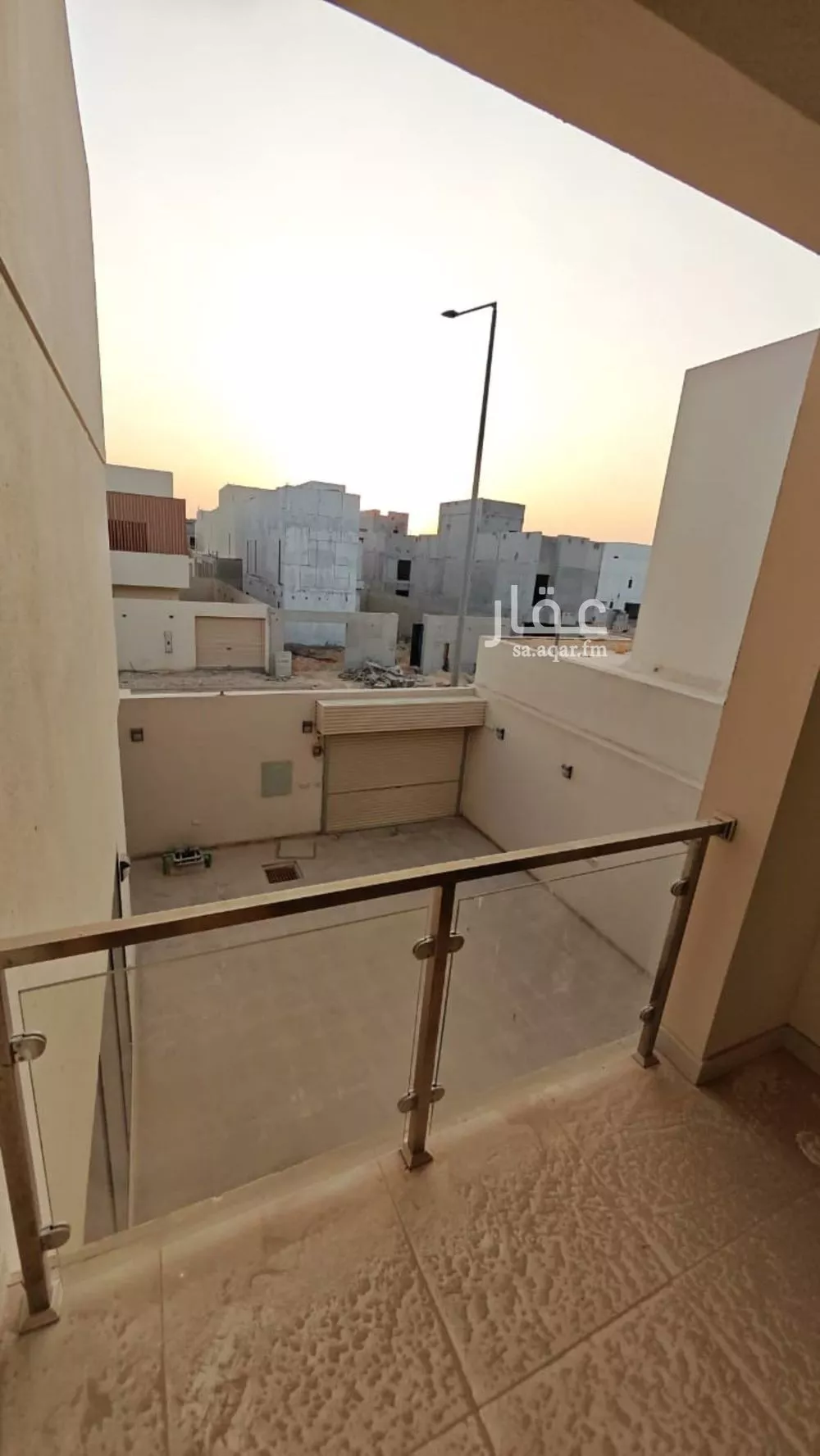 فيلا 8 غرف في عريض 17