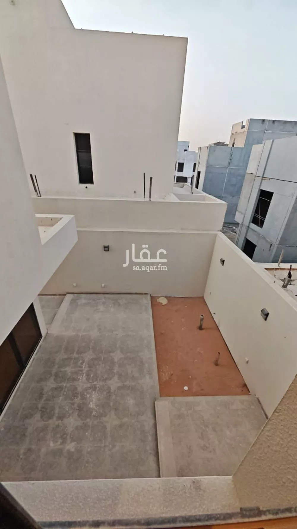 فيلا 8 غرف في عريض 23