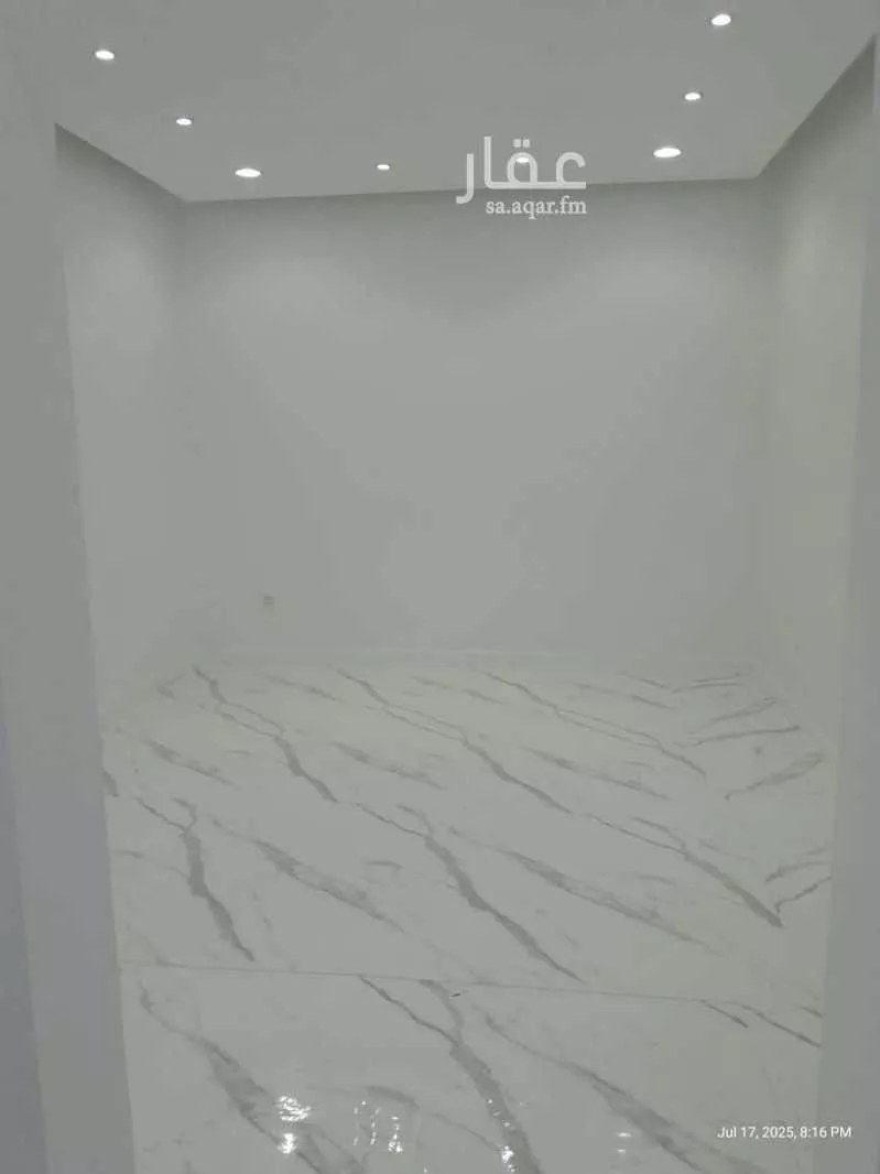 فيلا 5 غرف في الجنادرية 12