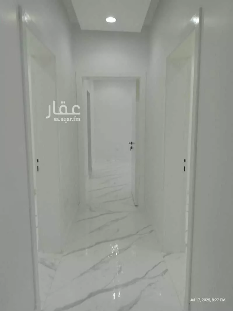 فيلا 5 غرف في الجنادرية 6