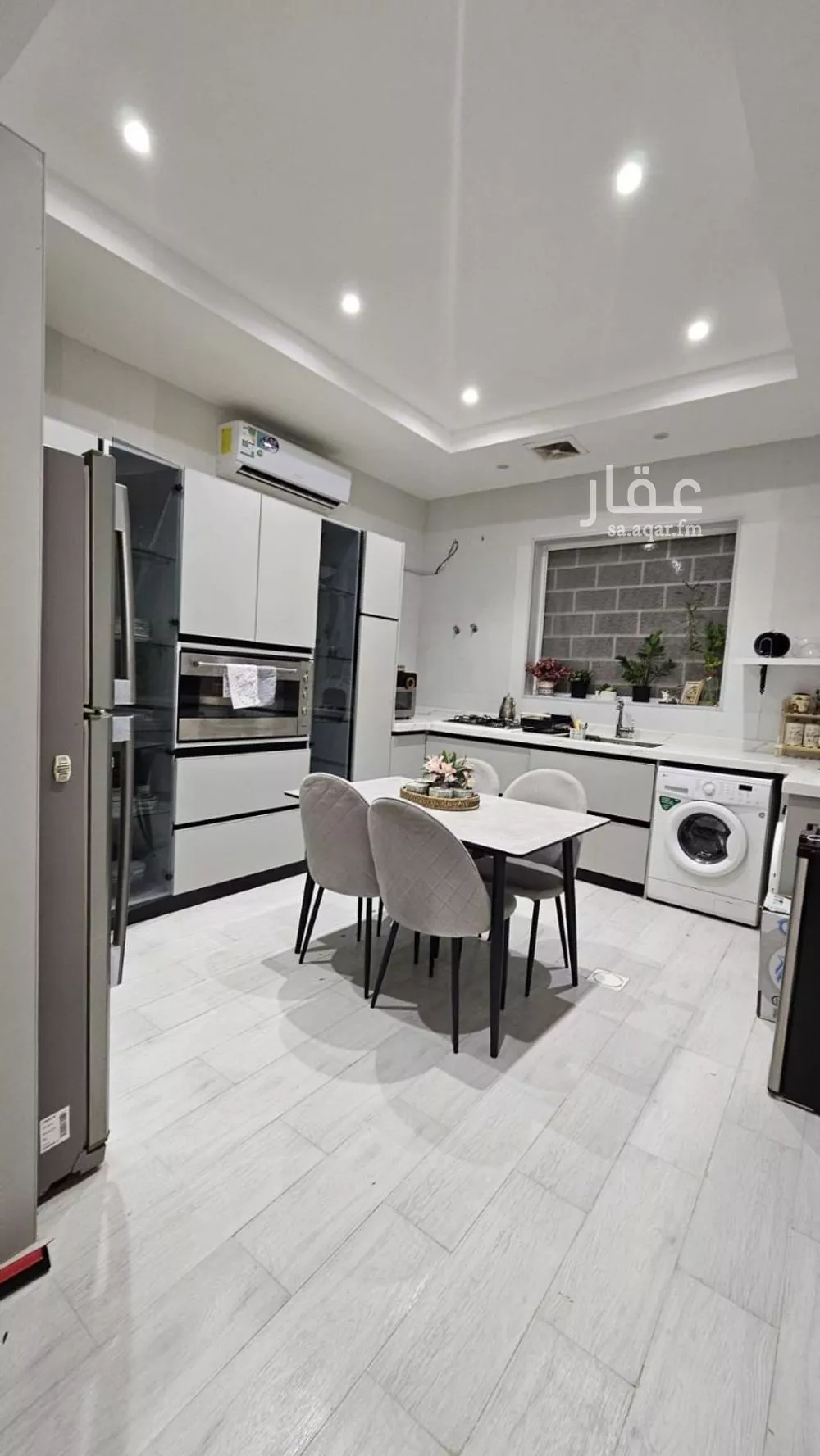5 bedroom villa in Al Rimal 10