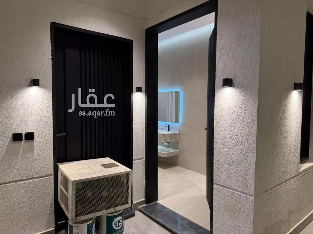 6 bedroom villa in Dhahrat Laban 25
