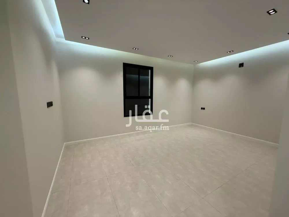 6 bedroom villa in Dhahrat Laban 27