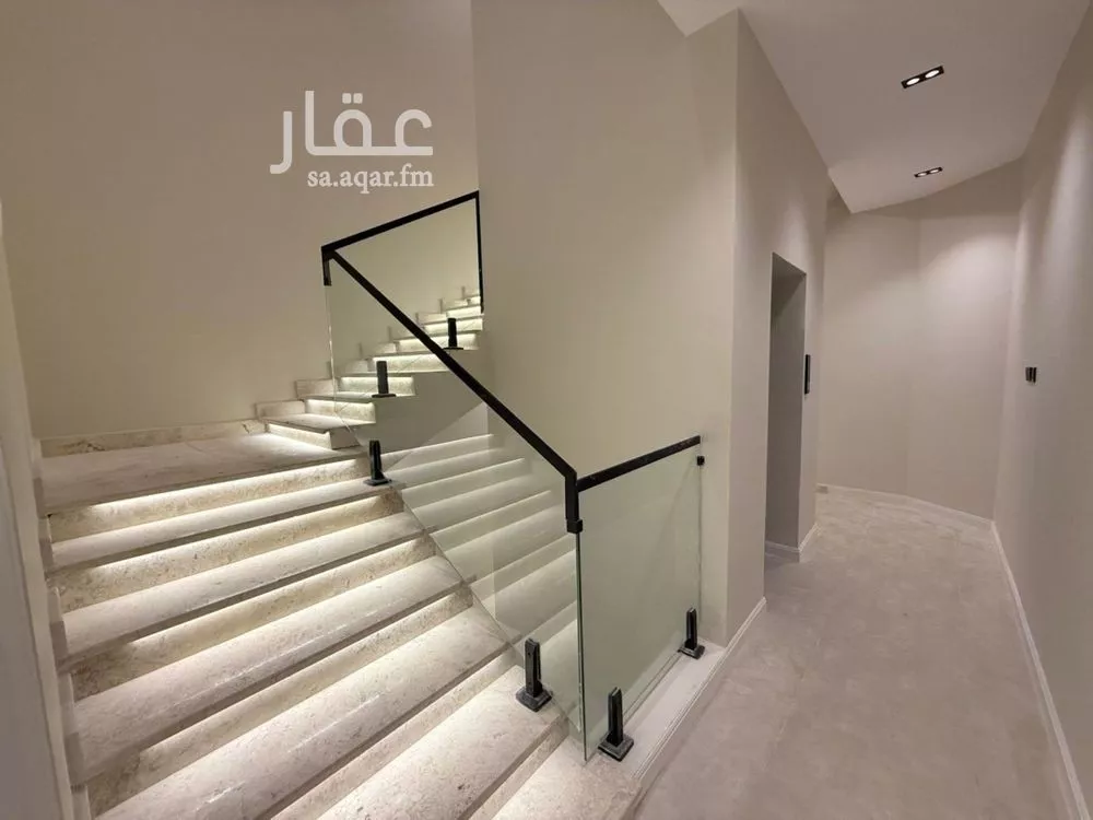 6 bedroom villa in Dhahrat Laban 29