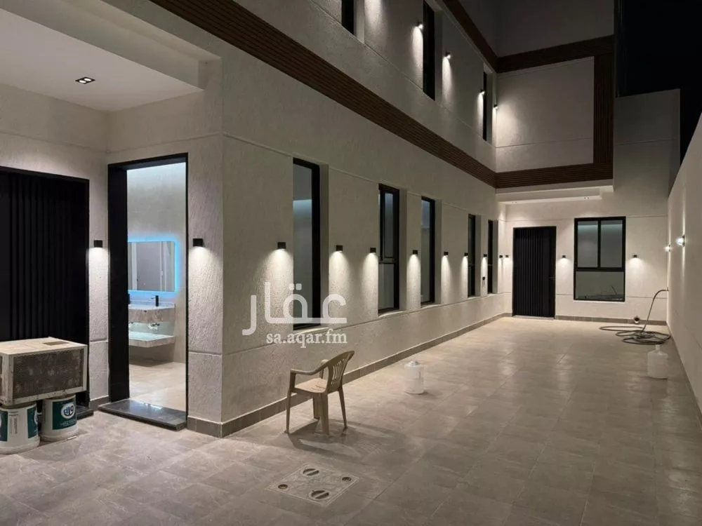 6 bedroom villa in Dhahrat Laban 4