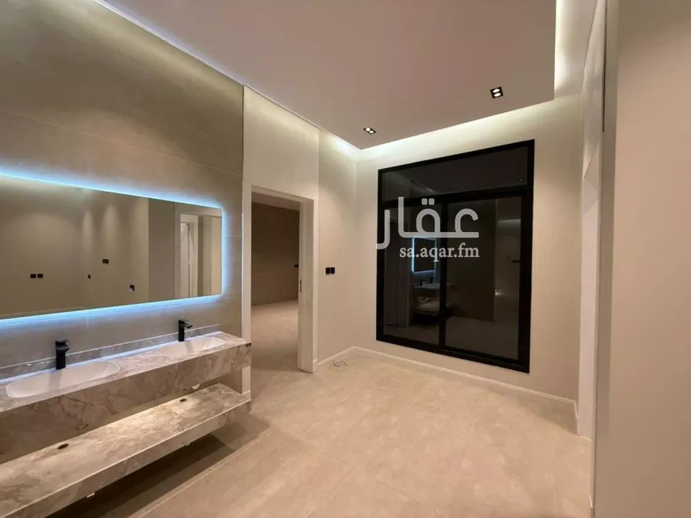 6 bedroom villa in Dhahrat Laban 10