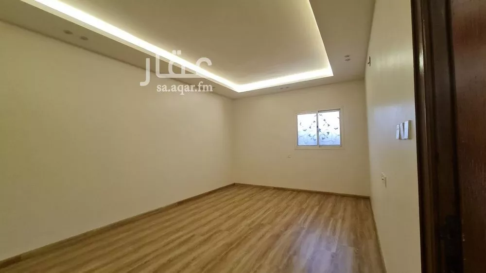 7 bedroom villa in Al Zahrah 15