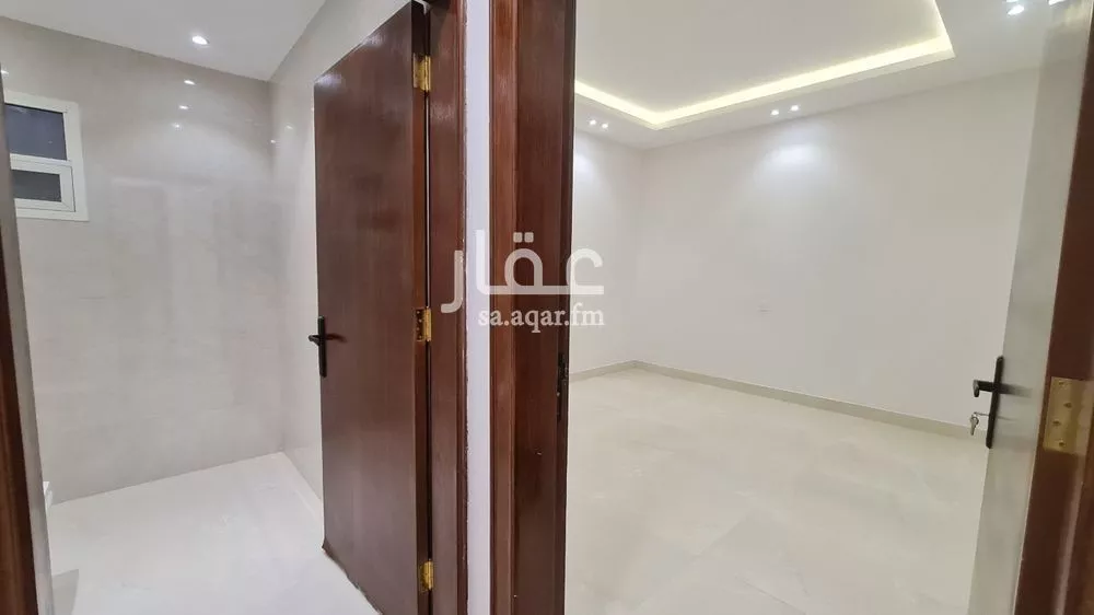 7 bedroom villa in Al Zahrah 18