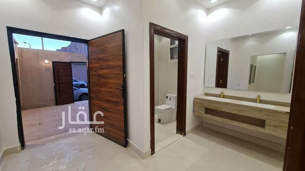 7 bedroom villa in Al Zahrah 29