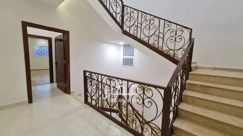 7 bedroom villa in Al Zahrah 7