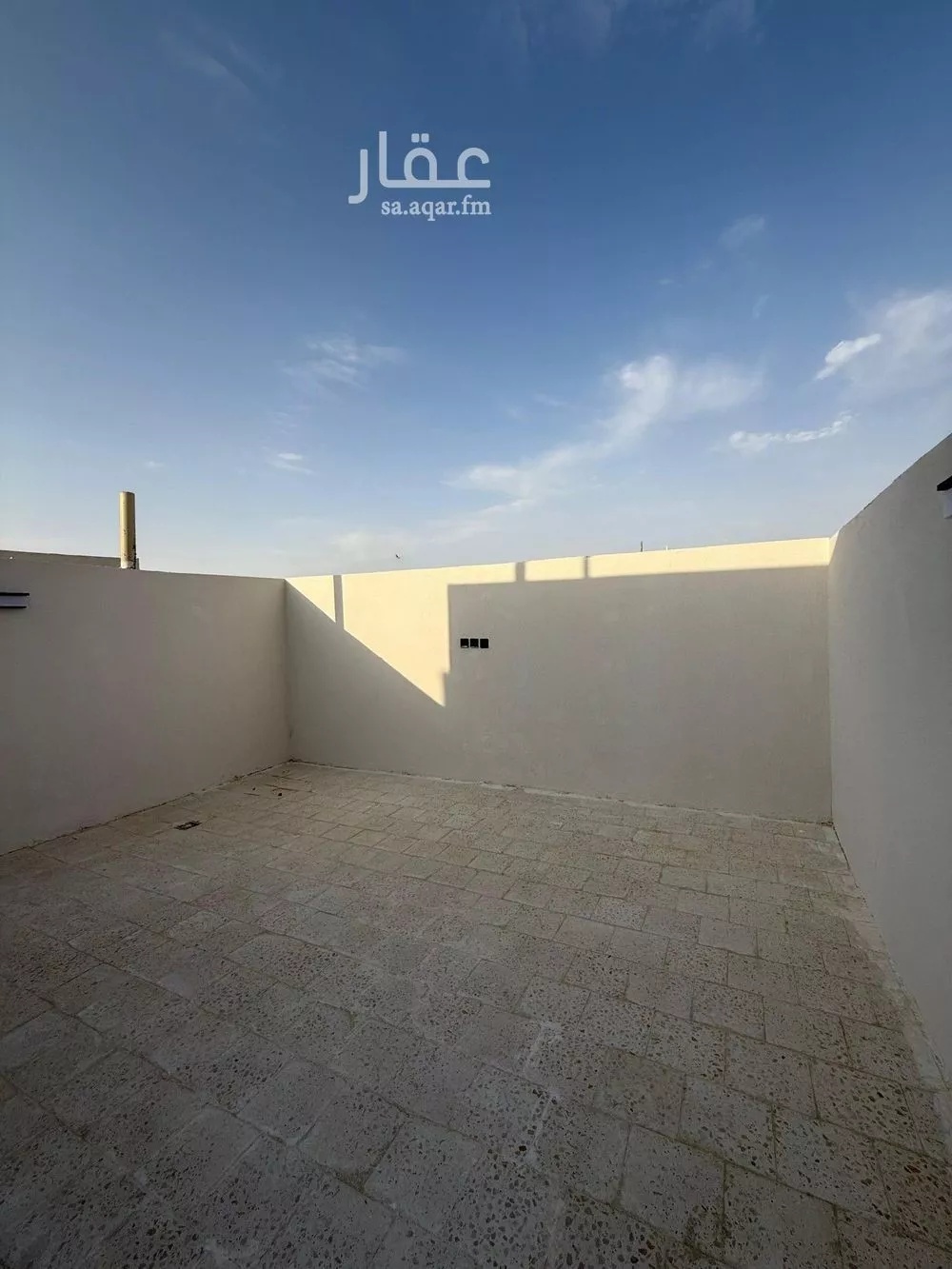 فيلا 5 غرف في عكاظ 12