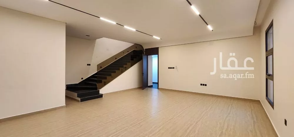 5 bedroom villa in Al Zahrah 14