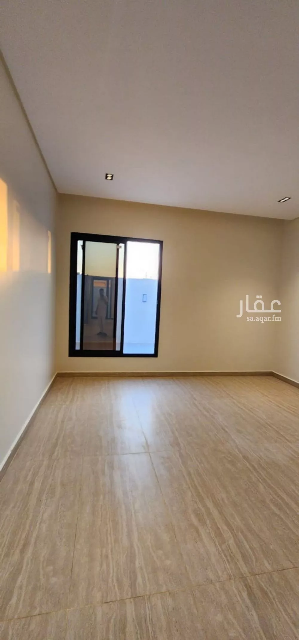 5 bedroom villa in Al Zahrah 19