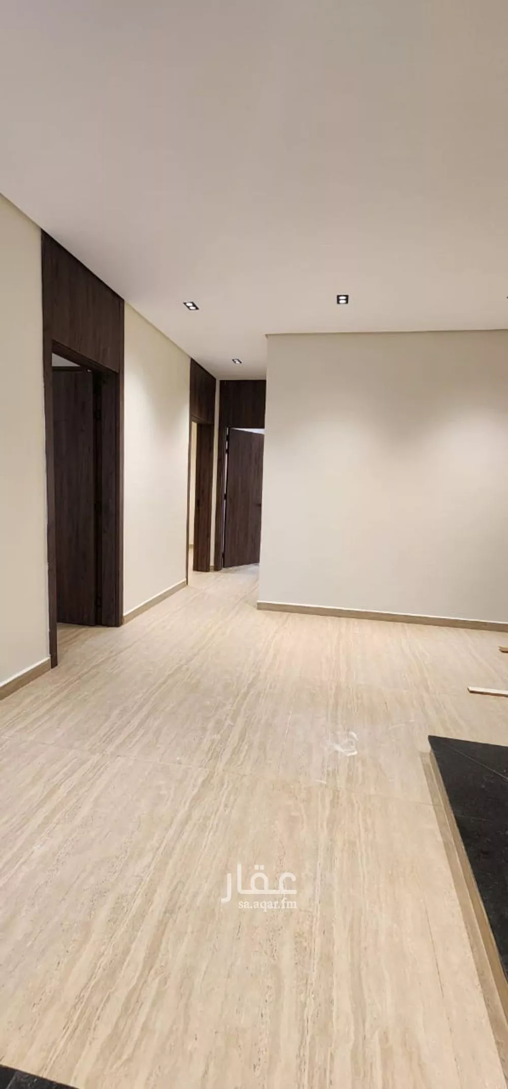 5 bedroom villa in Al Zahrah 23