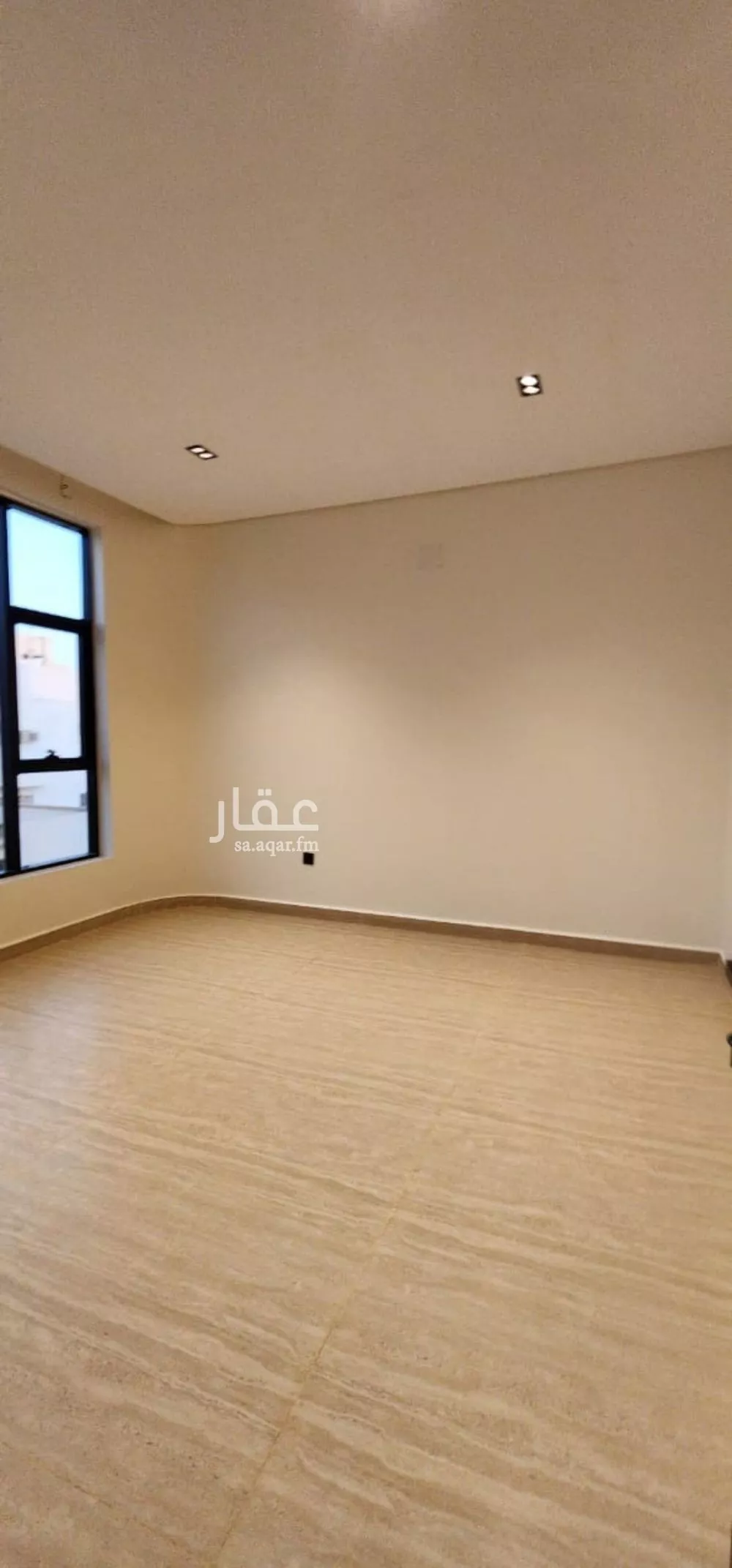 5 bedroom villa in Al Zahrah 28