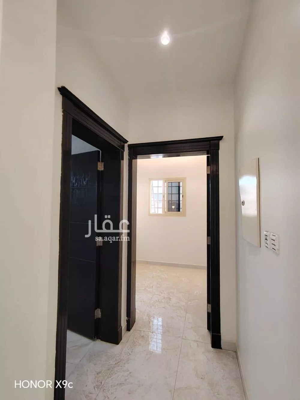 فيلا 5 غرف في عكاظ 7