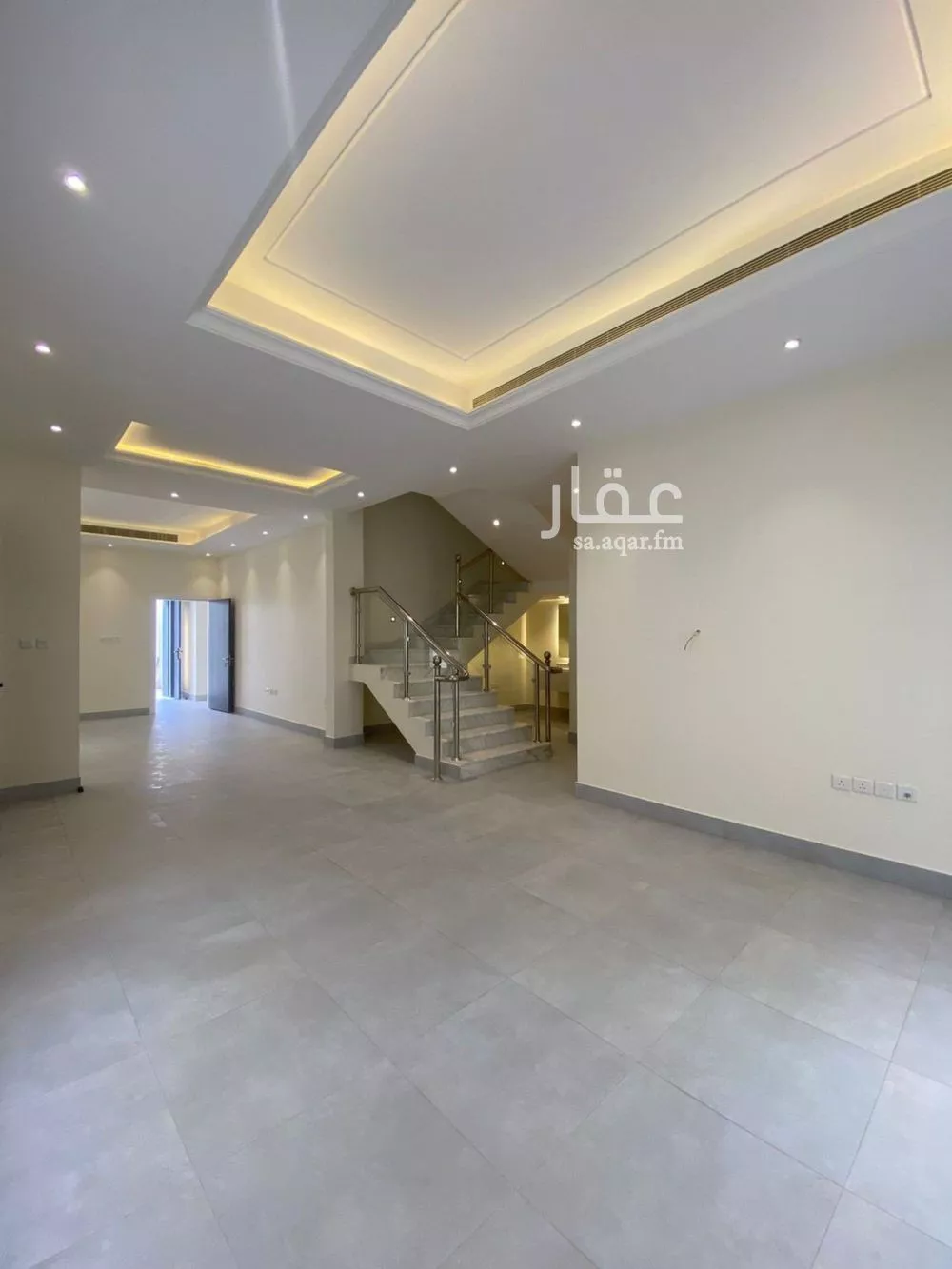 4 bedroom villa in Al Aridh 6