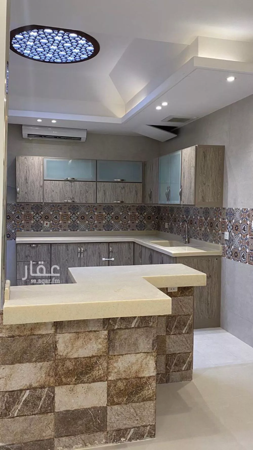 4 bedroom apartment in Hittin 5