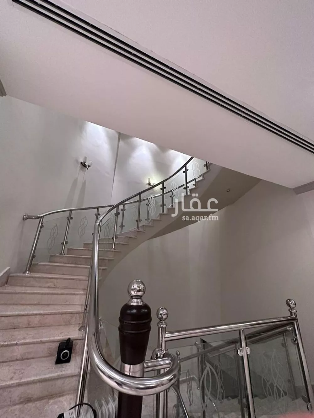 فيلا 6 غرف في الياسمين 10