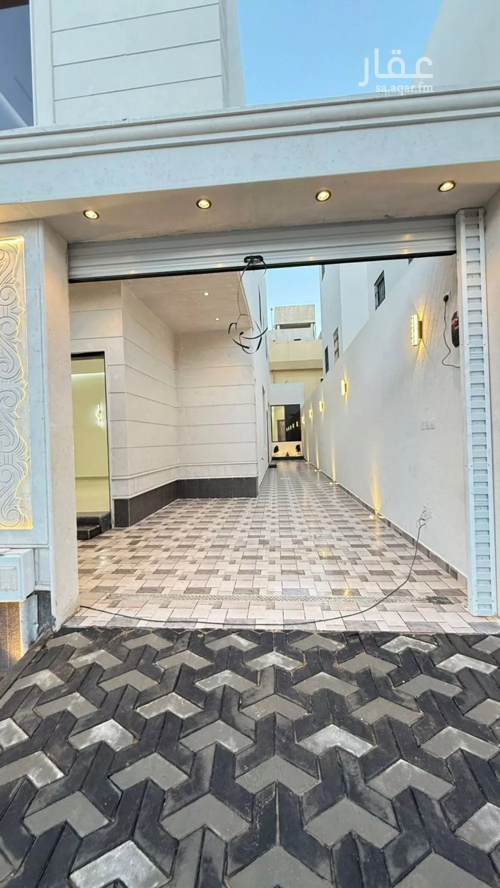 7 bedroom villa in Al Aziziyah 2